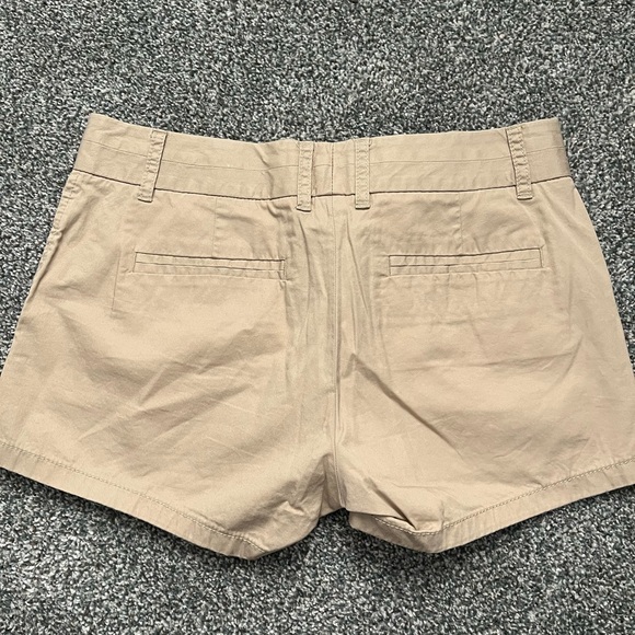J.Crew 4 inch Stretch Chino Shorts- Khaki - Picture 2 of 3